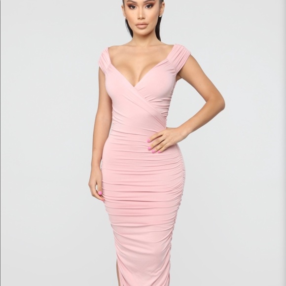 Fashion Nova Dresses & Skirts - FASHION NOVA Pink body on dress - L